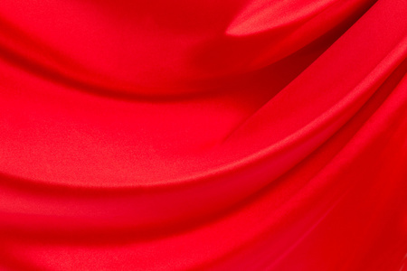 红色丝绸窗帘