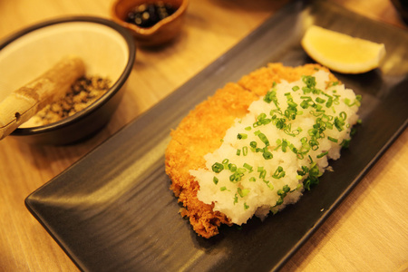 日本食品炸猪排饭