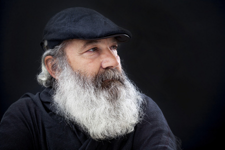 白胡子老爷爷图片