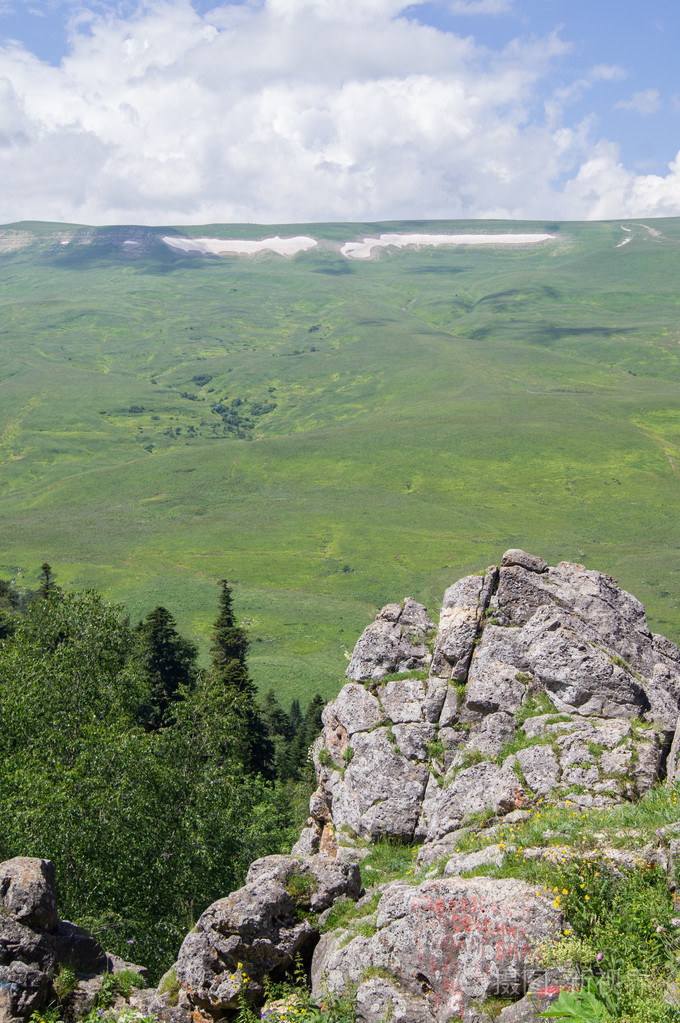 雄伟的山脉风景的高加索地区自然保护区