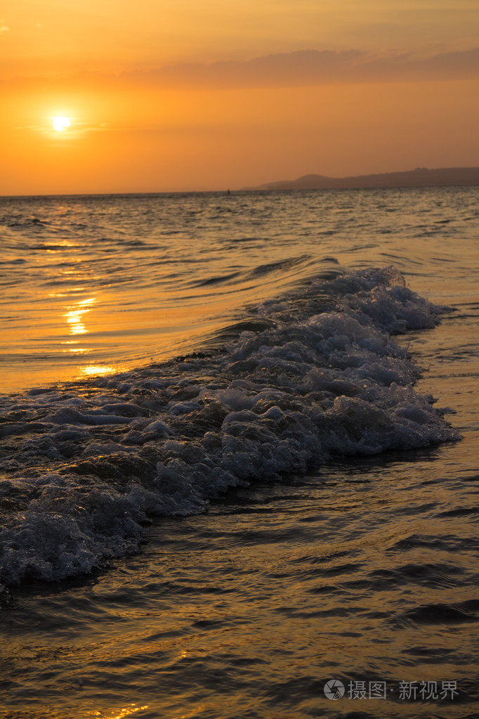美丽的夕阳海