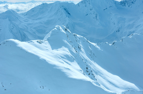 冬季山景奥地利