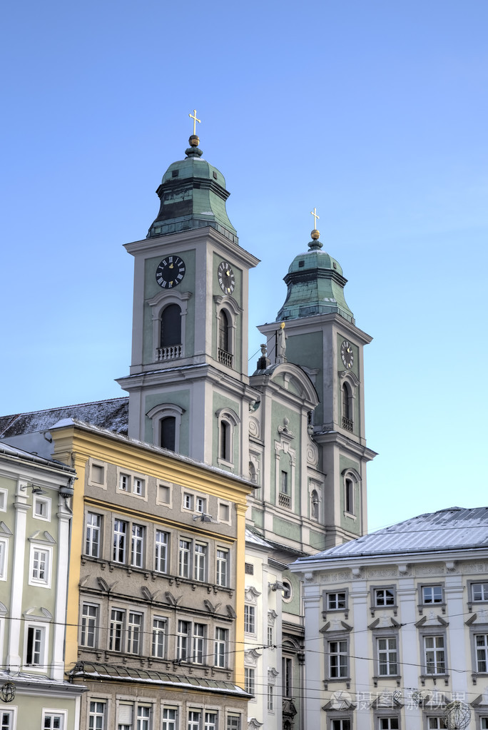 古老的大教堂(alter dom,ignatiuskirche.奥地利林茨