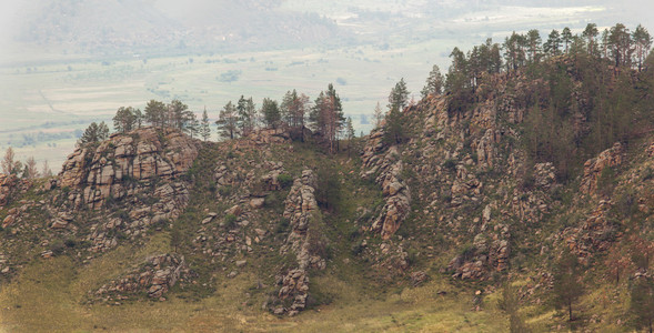 一山一岭