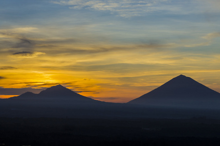 阿贡火山