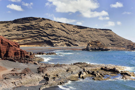 火山内的海滩