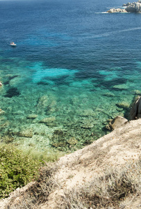 撒丁岛capo testa湾水域