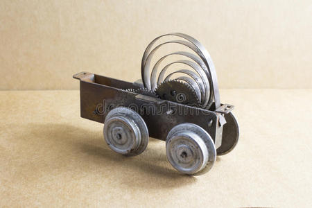 童年发条旧发条玩具照片