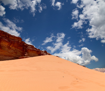 沙丘在瓦迪鲁姆沙漠，Jordan 中东