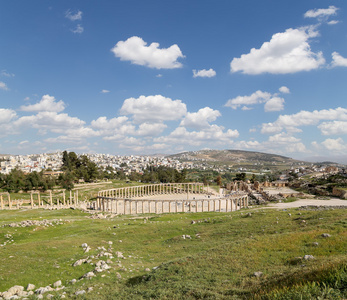 在杰拉什 杰拉什，Jordan 论坛 椭圆形广场