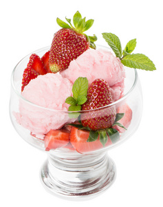 草莓冰淇淋和薄荷的甜点