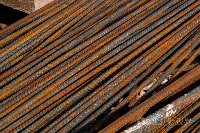 生锈的钢筋