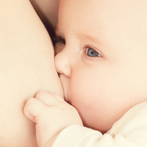 婴儿母乳喂养