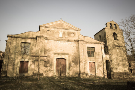 Roscigno 是一个被遗弃的旧村
