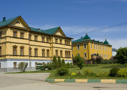 Diveev 修道院，俄罗斯间木房子里
