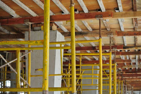 行的脚手架支持板模板照片