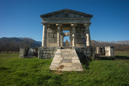 海神波塞冬神庙在古代 Mantineia