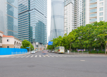 世纪大道的街景在上海陆家嘴，中国