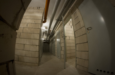 地下室走廊