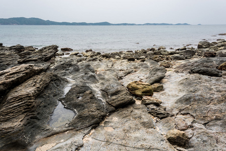 大海和天空岩石