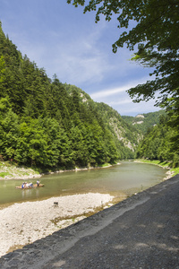 山区河流