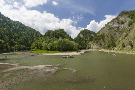 山区河流