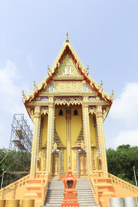 泰国庙黄金建筑颜色和表演艺术细节