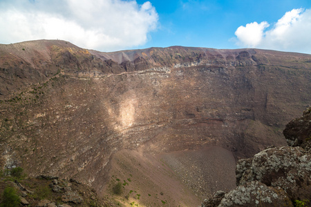 维苏威火山火山口