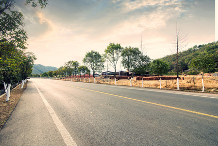 山区公路背景