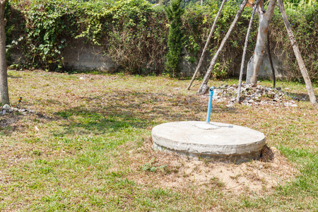 厕所污水池地下水泥缸