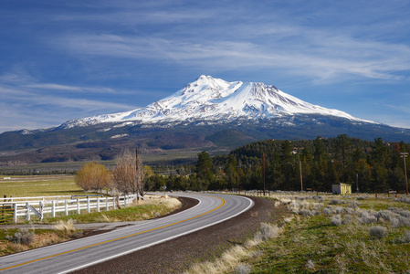 塔山