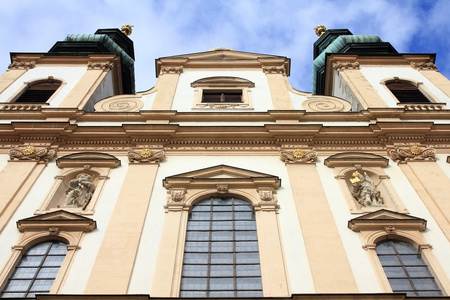 教会在维也纳图片