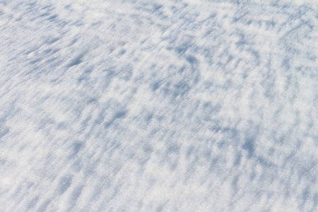 春天融化的雪