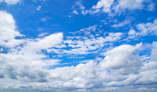 蓝色的天空背景