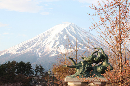 富士山和雕塑