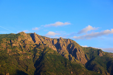 费用山