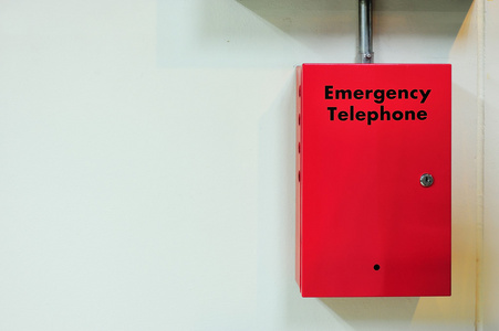 框中的电话紧急呼叫安全