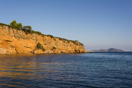 希腊阿洛尼索斯红城堡海滩