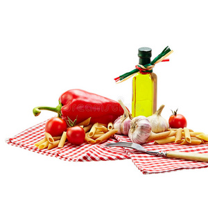 意大利通心粉配西红柿，大蒜，胡椒粉，橄榄油