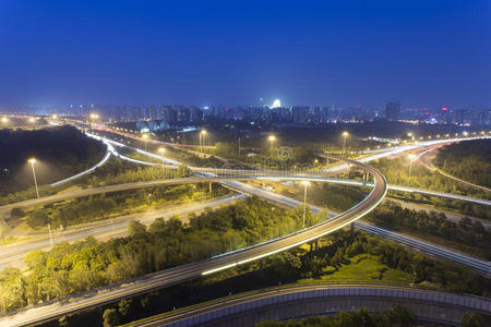 晚上的北京天桥