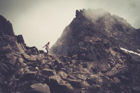 女登山客