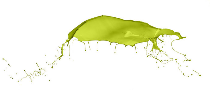 在白色背景上的绿色环保涂料飞溅的孤立的镜头