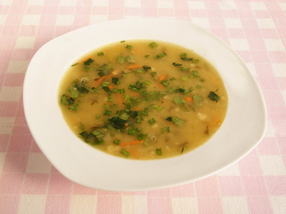 鹰嘴豆蔬菜汤