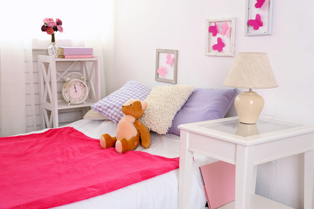 美丽的粉红女孩卧室