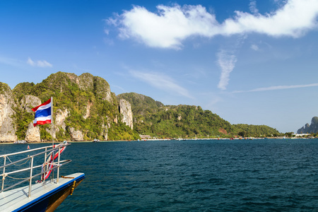 船和岛屿