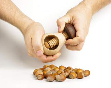 掰手公手掰榛子照片