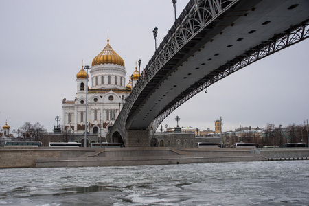 东正教教会的救主在莫斯科在冬天
