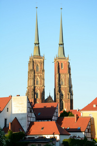 圣约翰浸礼会大教堂塔在波兰的wroclaw