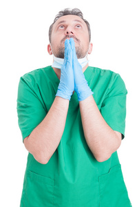 医生或外科医生祈祷