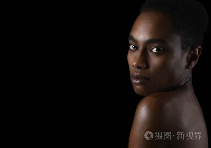 美丽的黑人美国女人